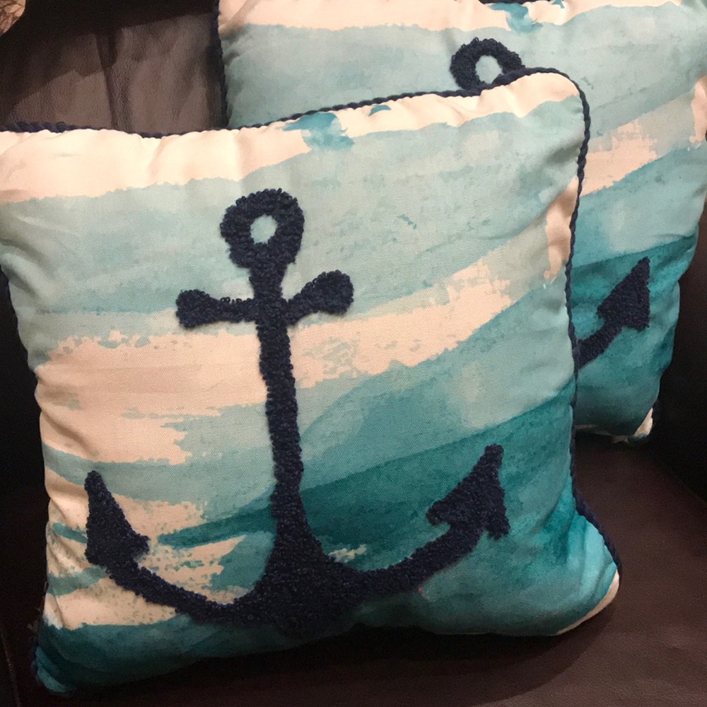 Anchor pillows